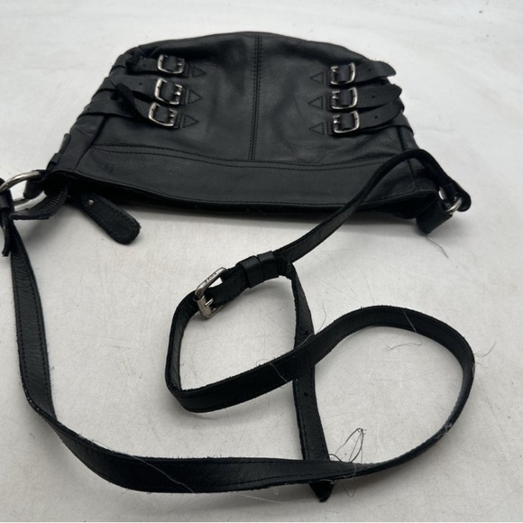 🛑 1 hour sale. Frye, Black Leather Crossbody Bag w/ Buckle Details, lovely - Picture 2 of 9